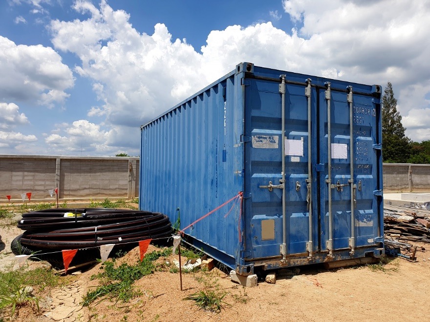 A storage container for building material